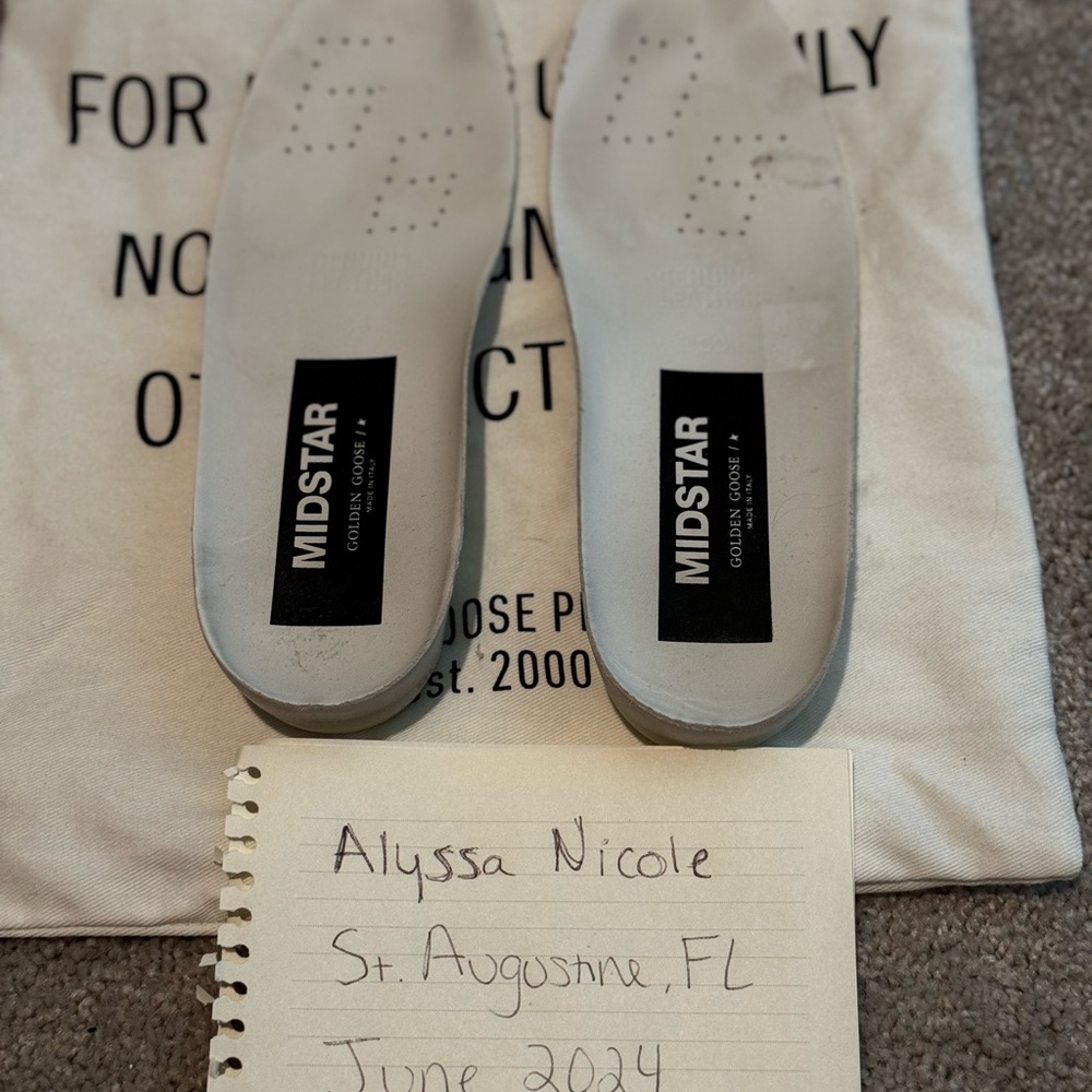 🩶Neiman Marcus Private Edition Mids Size 38🩶 - Picture 11 of 15
